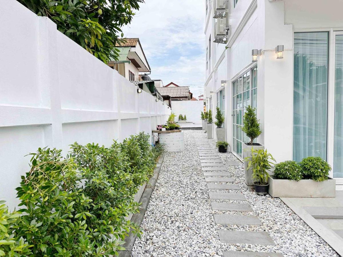The White House Rachamankha เดอะ ไวท์เฮ้าส์ ราชมรรคา Pansiyon Chiang Mai Dış mekan fotoğraf