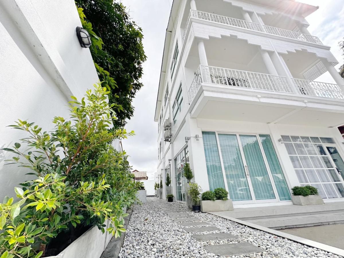The White House Rachamankha เดอะ ไวท์เฮ้าส์ ราชมรรคา Pansiyon Chiang Mai Dış mekan fotoğraf